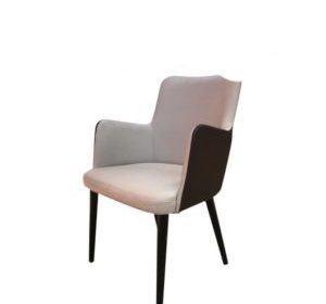 chaise en bois avec accoudoirs et assise en simili cuir sun arm eyo