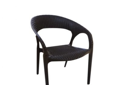 chaise en plastique kobra avec accoudoirs
