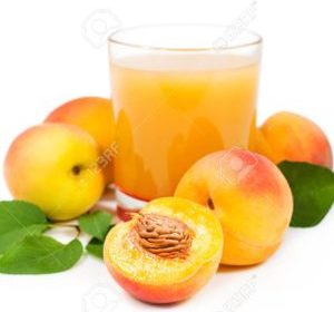 peach juice with fresh fruits