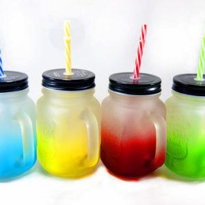 verre a jus en verre avec couvercle + paille